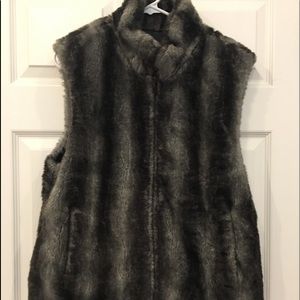 Blass port Faux Fur reversible vest **